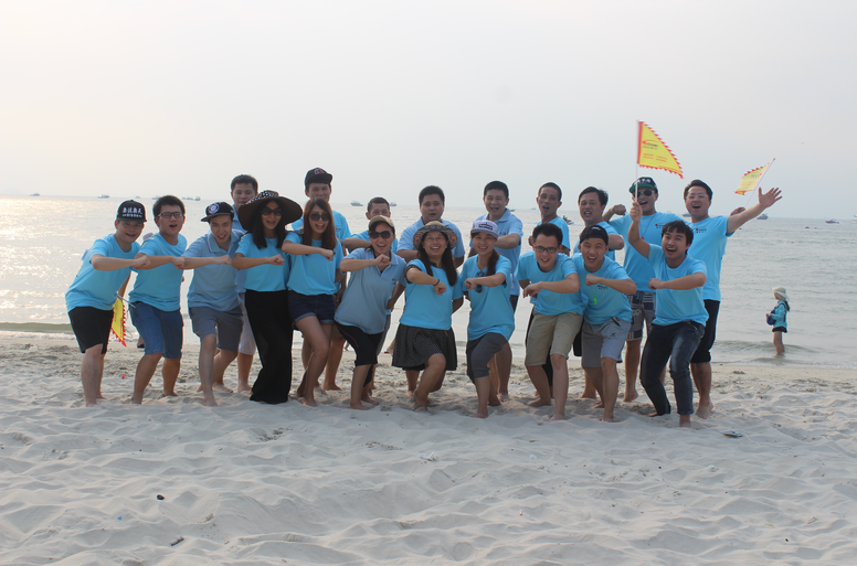 毅廷音響喇叭廠海邊照